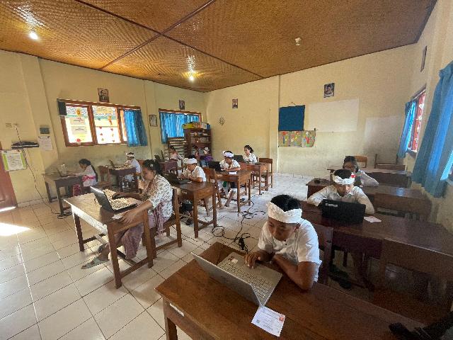 <center>Simulasi ANBK</center> video